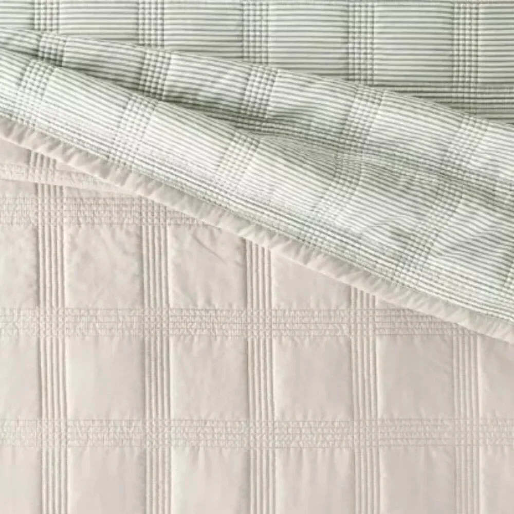 Hearth‎ & Hand with Magnolia Stitched Taupe Windowpane Quilt NwT queen/full